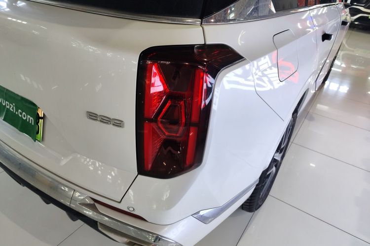 GAC Trumpchi ES9 2024 car image #8