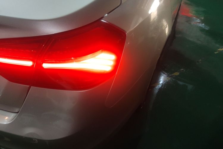 GEELY Emgrand 2019 car image #8