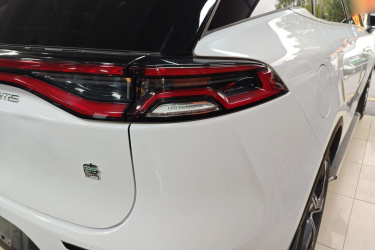 BYD Tang New Energy 2021 #8 BYD Tang New Energy 2021 car image #8