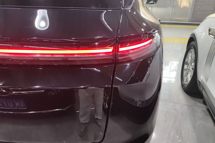Li L7 2023 car image #8