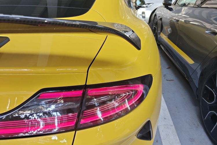 MI SU7 Ultra 2025 car image #8