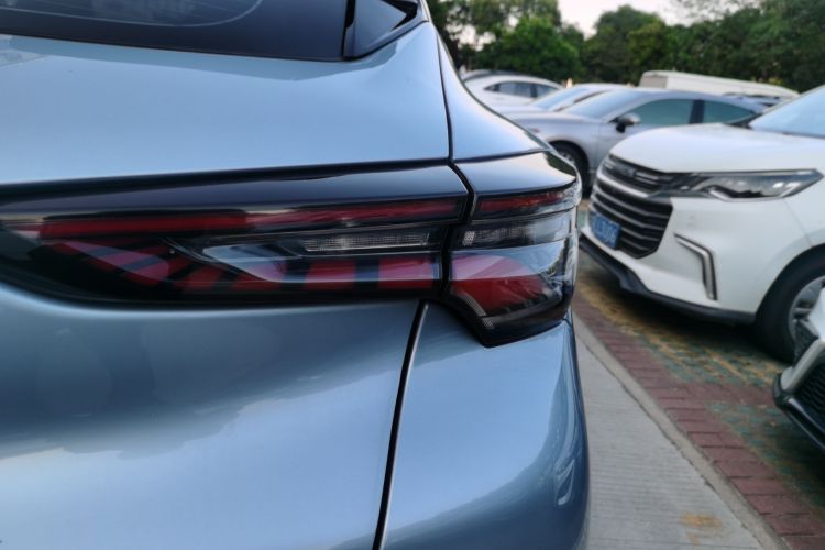 Changan UNI-T 2021 car image #8