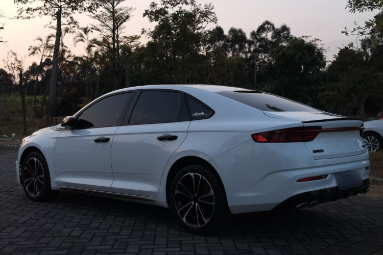Preface 2022 car image #8