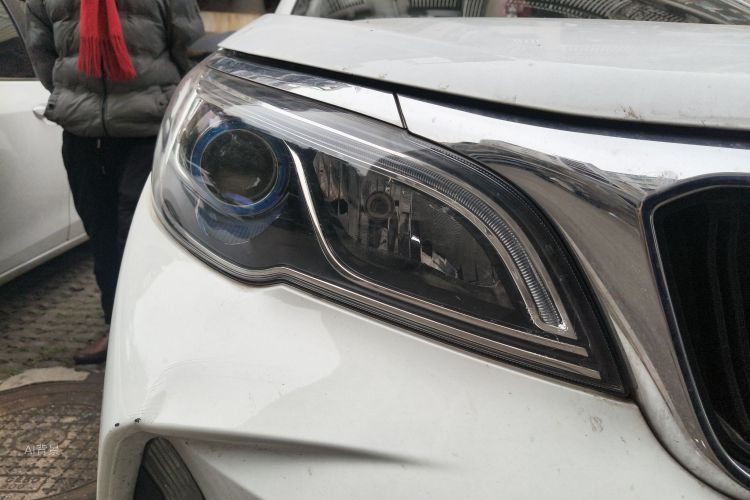 Vision X3 2022 car image #8