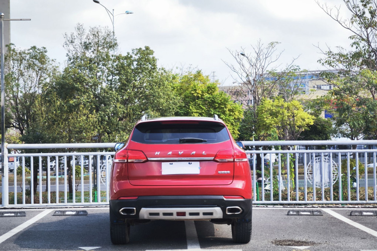 Haval H2s 2016 car image #8