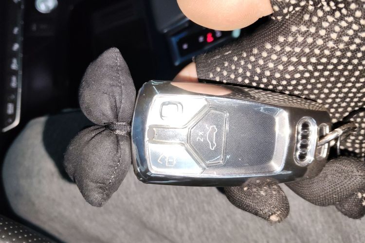 Audi Q5L Sportback 2021 immagine di auto #8