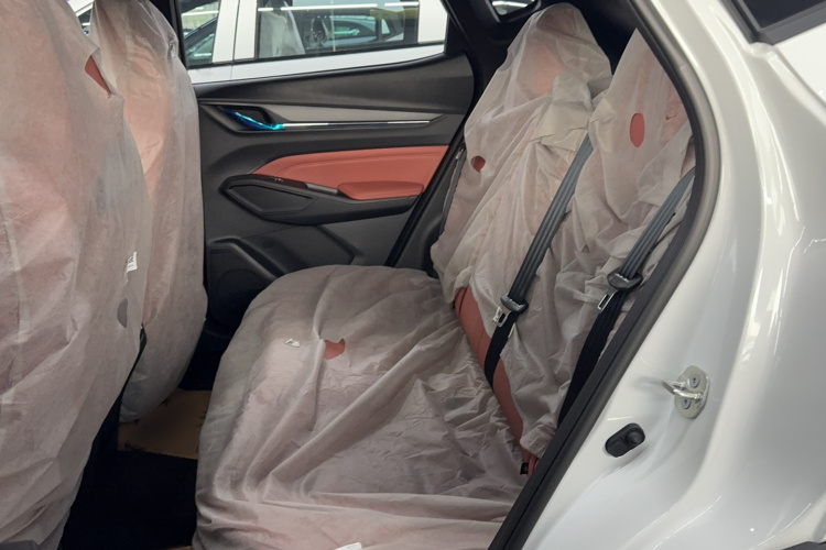 Changan X5 PLUS car image #8