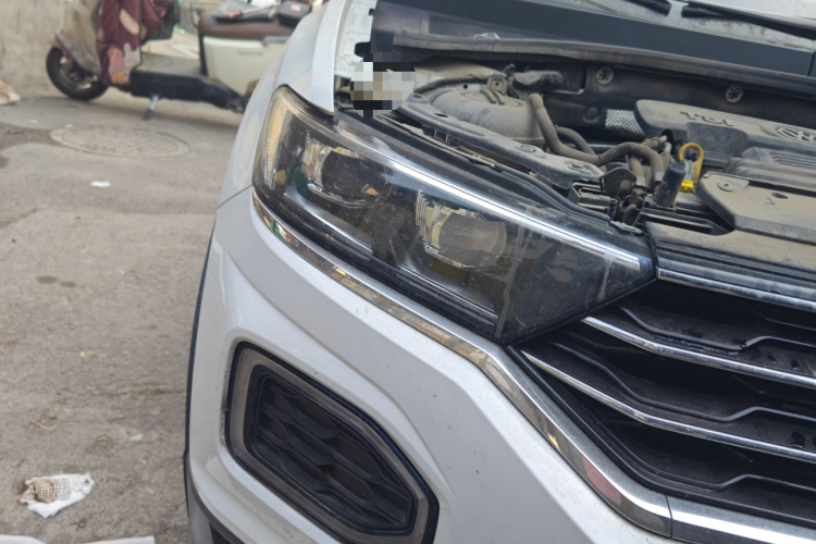 T-Roc 2019 car image #8
