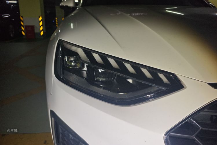 Audi A4L 2020 car image #8