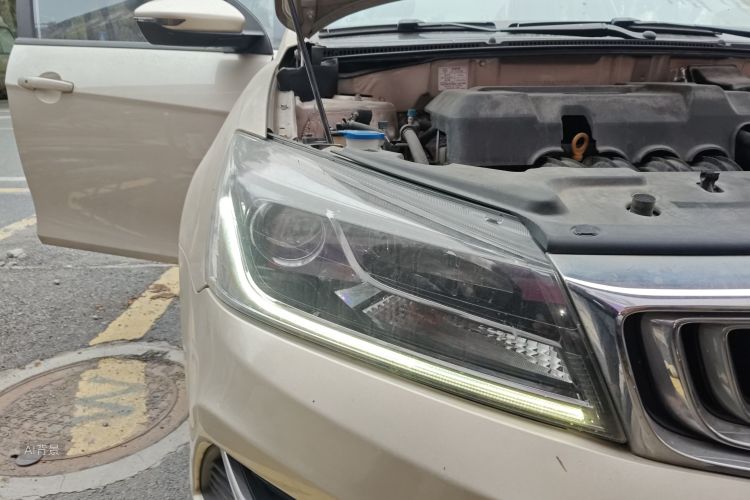 GEELY Emgrand 2020 #8 GEELY Emgrand 2020 car image #8
