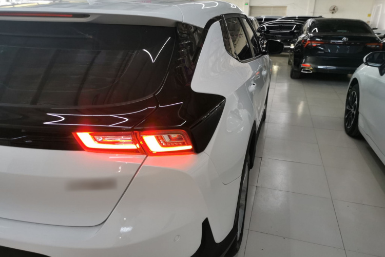 Chevrolet Charm 2023 #8 Chevrolet Charm 2023 car image #8