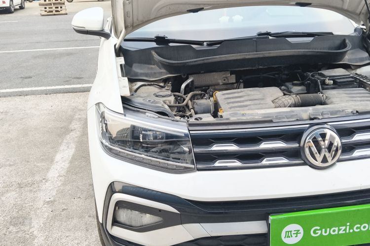 Volkswagen T-Cross 2020 #8 Volkswagen T-Cross 2020 car image #8