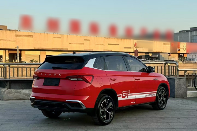 Skoda Kamiq 2021 car image #8