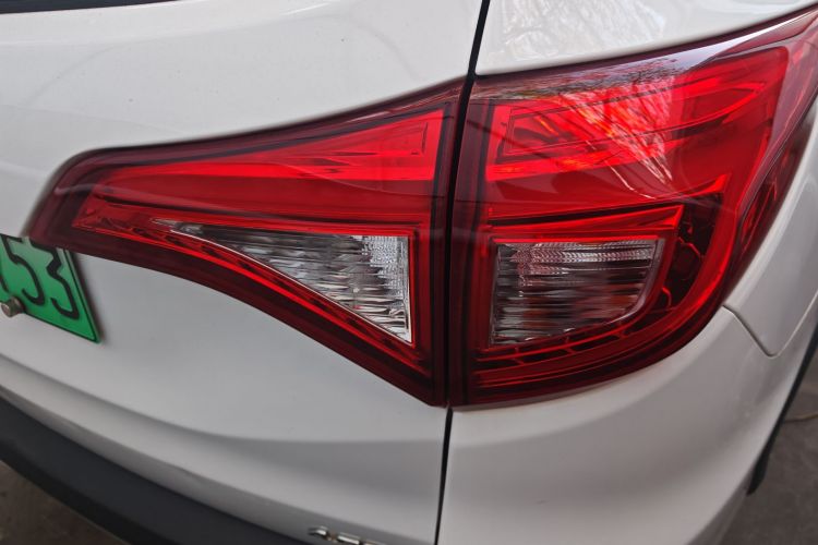 BYD Song New Energy 2018 #8 BYD Song New Energy 2018 car image #8