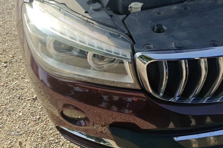 SWM X7 2017 صورة سيارة #8