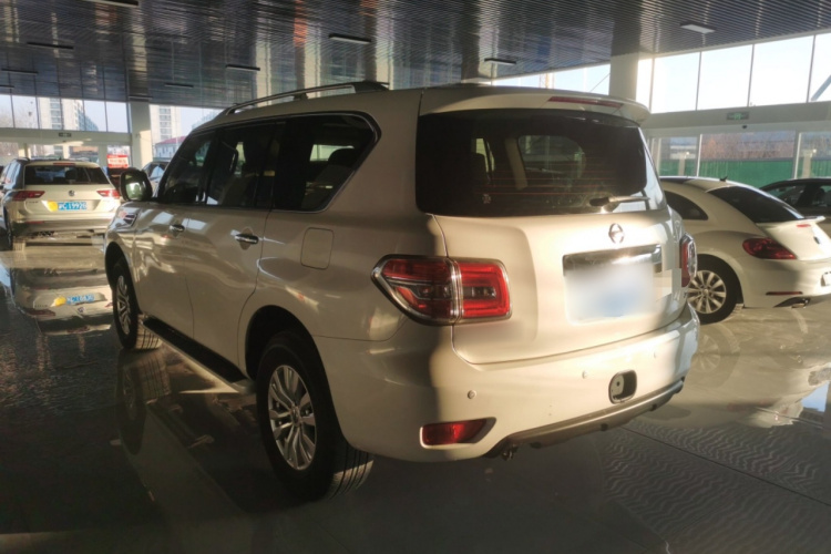 Nissan 2017 #8 Nissan 2017 car image #8