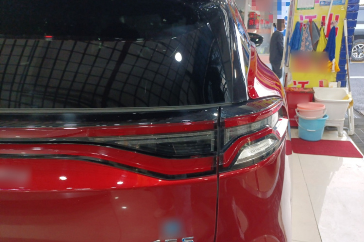 BYD Tang New Energy 2018 #8 BYD Tang New Energy 2018 car image #8