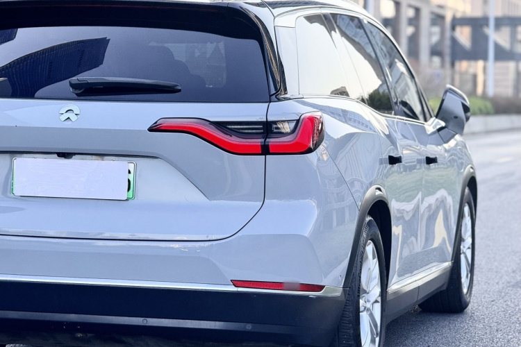 NIO ES8 2021 car image #8