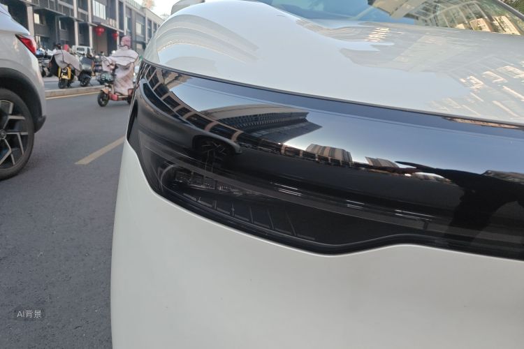 Zeekr 7X 2024 car image #8