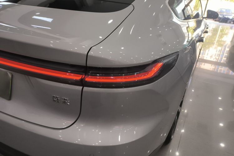 蔚来 蔚来ET7 2024 汽车图片 #8