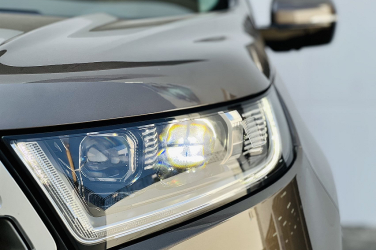 Ford Edge 2018 image de voiture #8