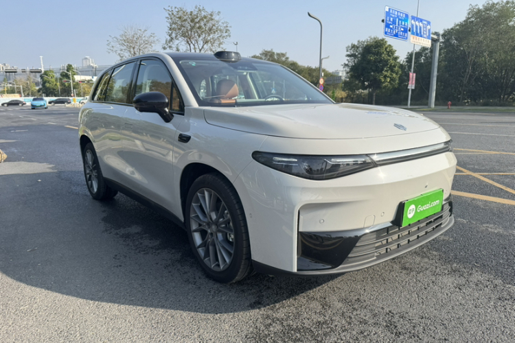 零跑汽车 零跑C10 2025 汽车图片 #8