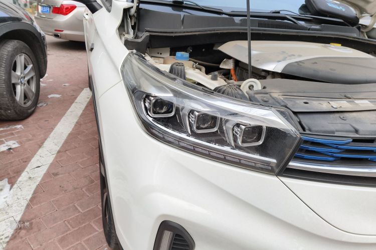 GAC ix4 2019 #8 GAC ix4 2019 car image #8