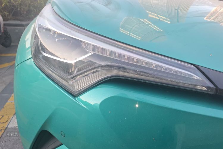 Toyota C-HR 2018 #8 Toyota C-HR 2018 car image #8