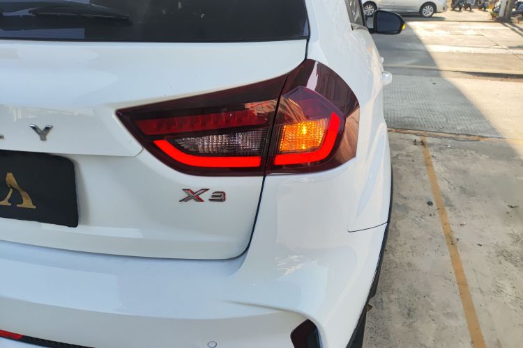 Vision X3 2021 car image #8