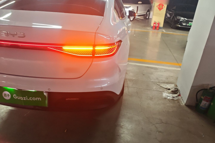 BYD Seal 05 DM-i 2025 #8 BYD Seal 05 DM-i 2025 car image #8