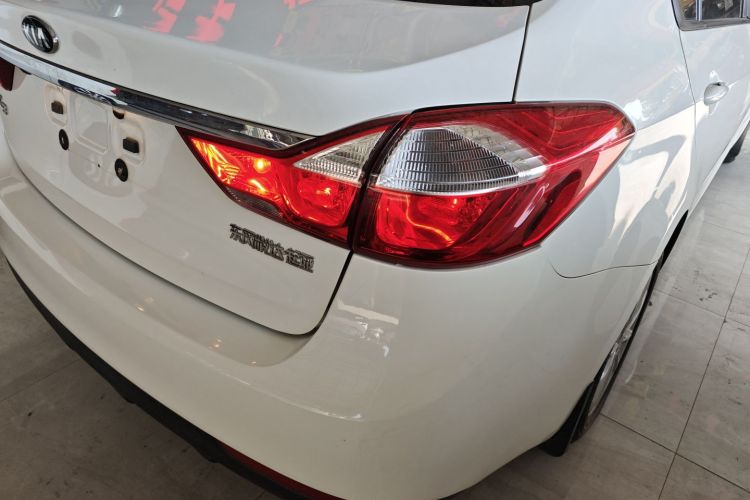 Kia K3 2017 car image #8