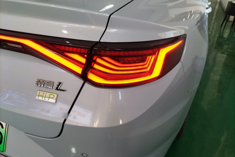 GEELY Emgrand L HiP 2023 #8 GEELY Emgrand L HiP 2023 immagine di auto #8