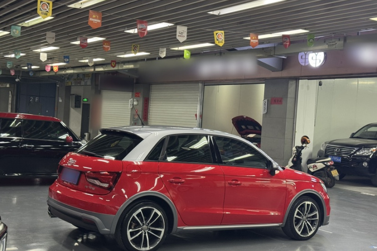 Audi A1 2016 car image #8