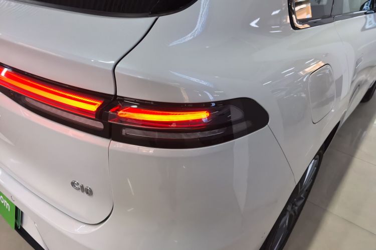 零跑汽车 零跑C10 2025 汽车图片 #8