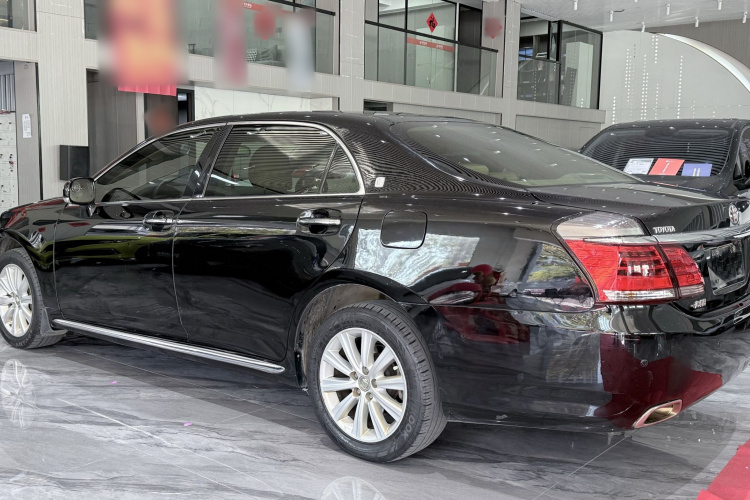 丰田 皇冠 2015 汽车图片 #8