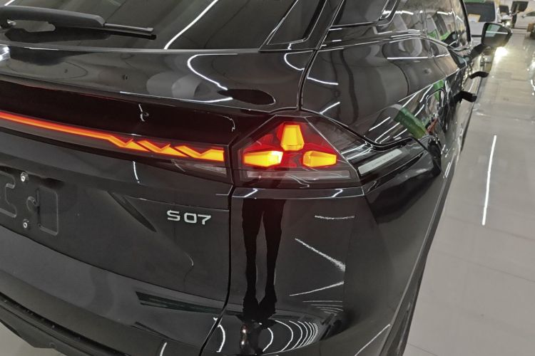 Deepal S07 2025 car image #8