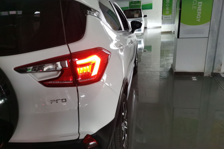 BYD Yuan Pro 2022 #8 BYD Yuan Pro 2022 car image #8