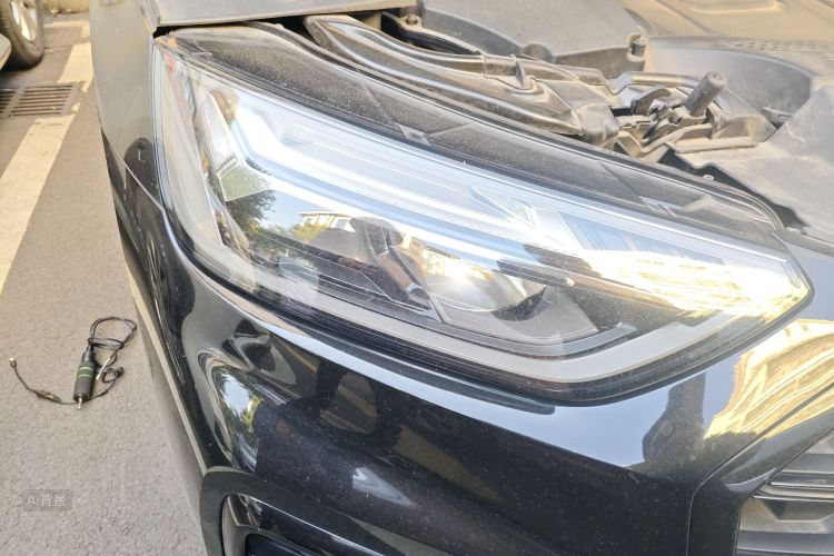 Audi Q5L 2023 car image #8