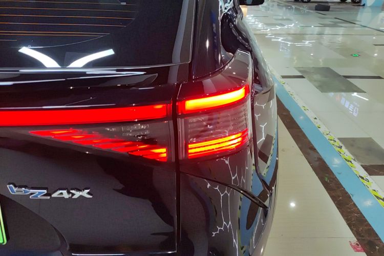 丰田 一汽丰田bZ4X 2022 汽车图片 #8