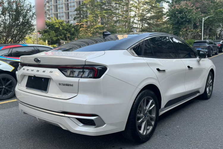 Ford Mondeo 2024 #8 Ford Mondeo 2024 car image #8