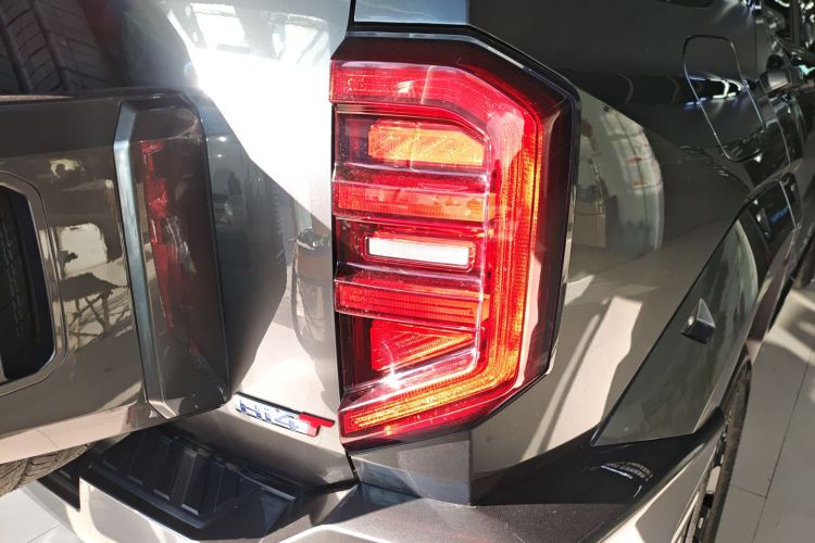 Tank 400 New Energy 2025 car image #8