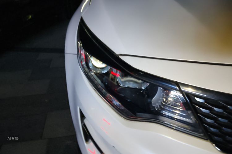Kia K5 2016 car image #8