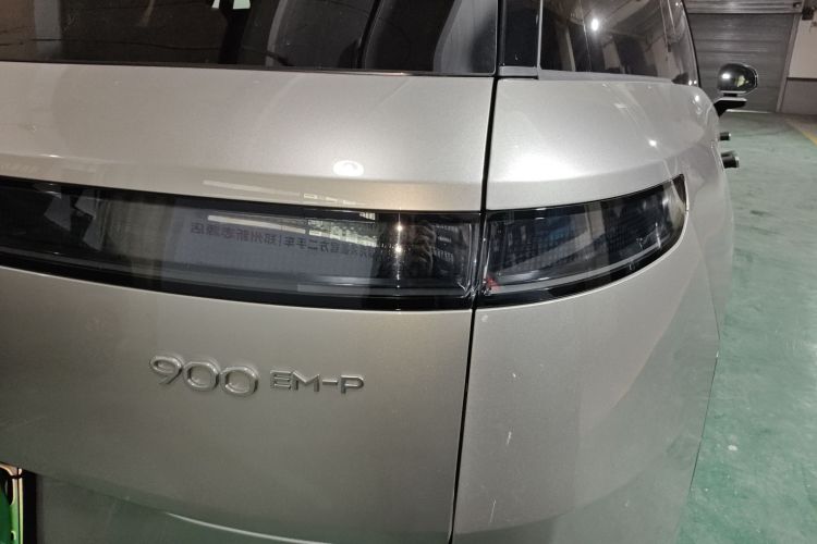 Lynk & Co 900 2025 #8 Lynk & Co 900 2025 car image #8