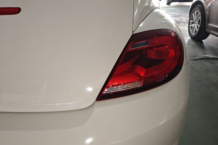 Volkswagen Beetle 2019 immagine di auto #8