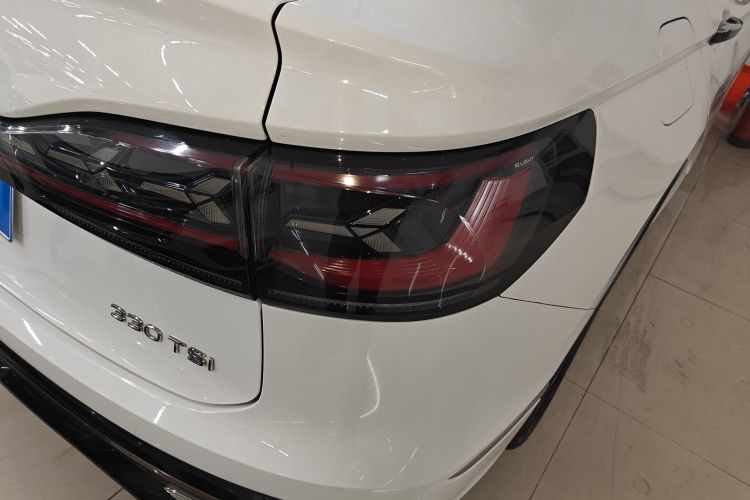 Volkswagen Tiguan X 2021 car image #8