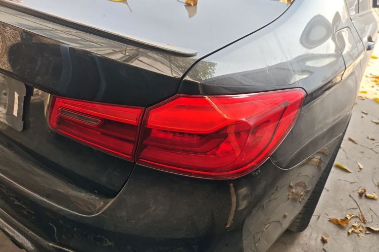 BMW 5 Series (Imported) 2018 #8 BMW 5 Series (Imported) 2018 car image #8