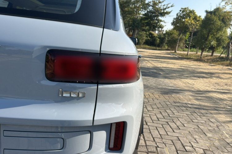 GEELY ICON 2021 car image #8