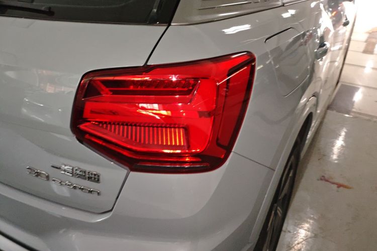 Q2L e-tron 2022 #8 Q2L e-tron 2022 car image #8