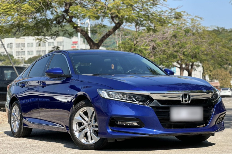 Honda Accord 2019 car image #8