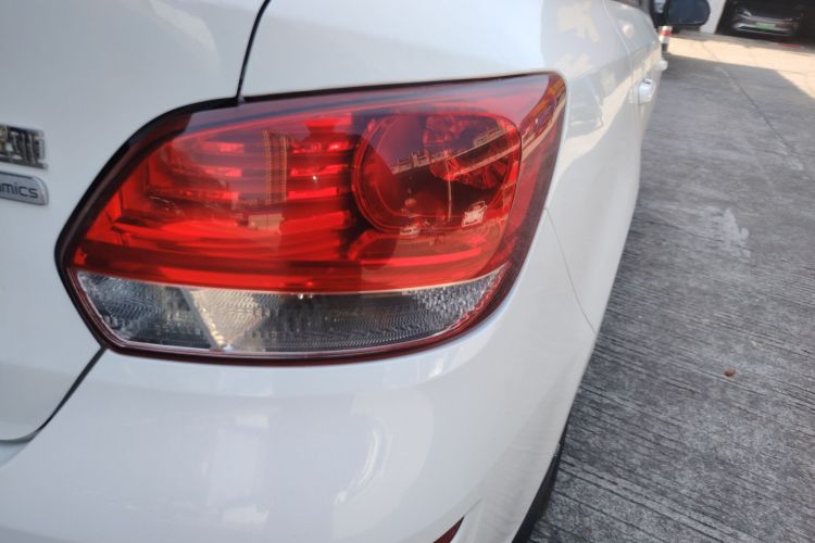 起亚 焕驰 2018 汽车图片 #8